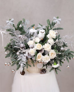Polar Pine Elegance Christmas Vase