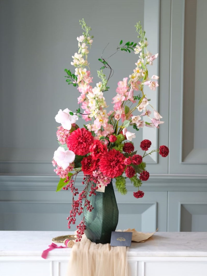 Majelistic Bloom Artificial Vase