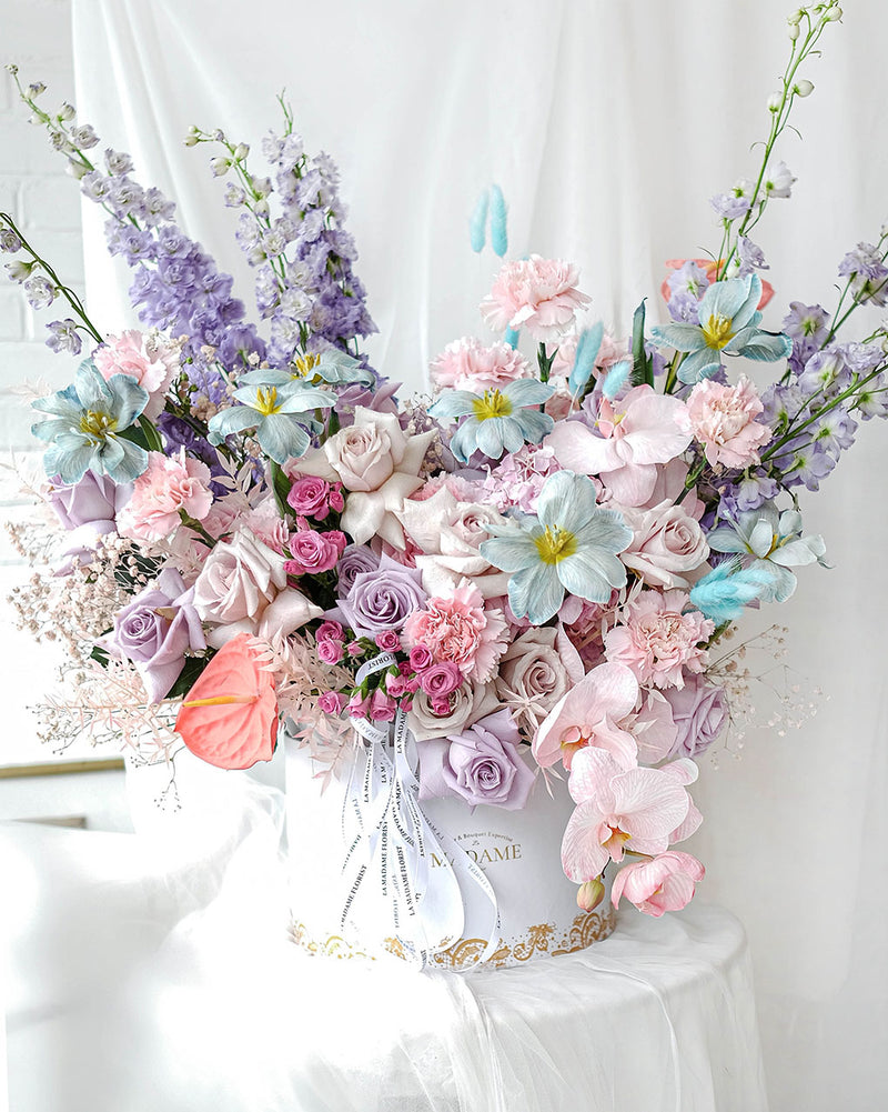 Pastel Clear Sky Blossom Box