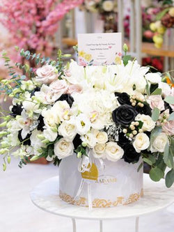 The Beauty Of Black Roses Paradise Blossom Box
