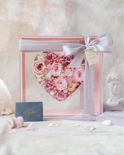 Everlasting Pink Heartshaped in Acrylic Box