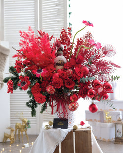 Magical Christmas Vase