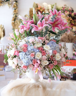 Beautiful Blushing Garden Vase