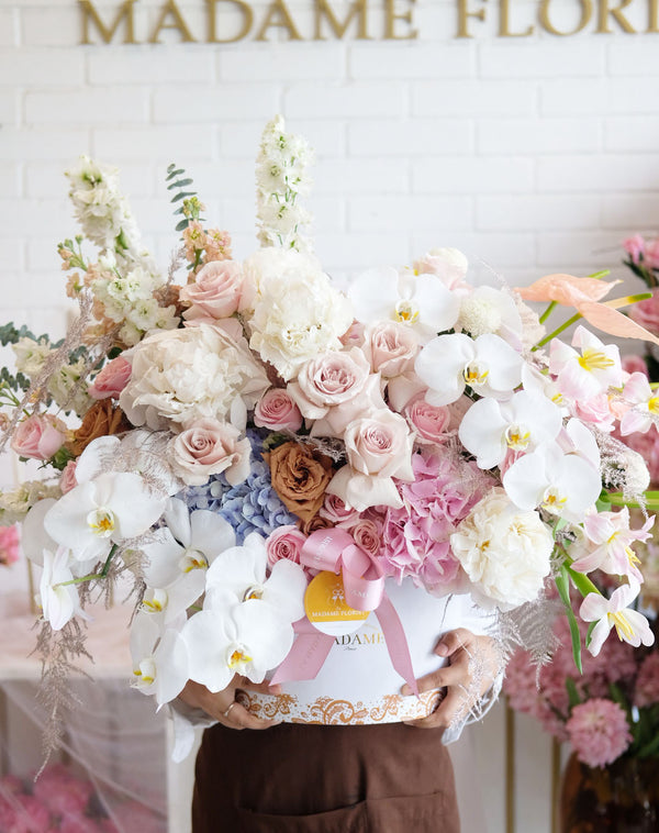 Romantic & Luxury Peony Blossom Box