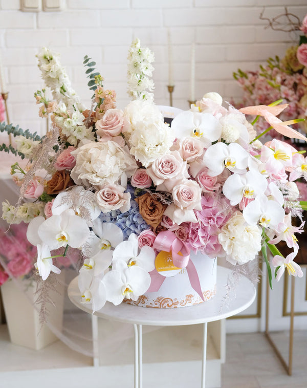 Romantic & Luxury Peony Blossom Box